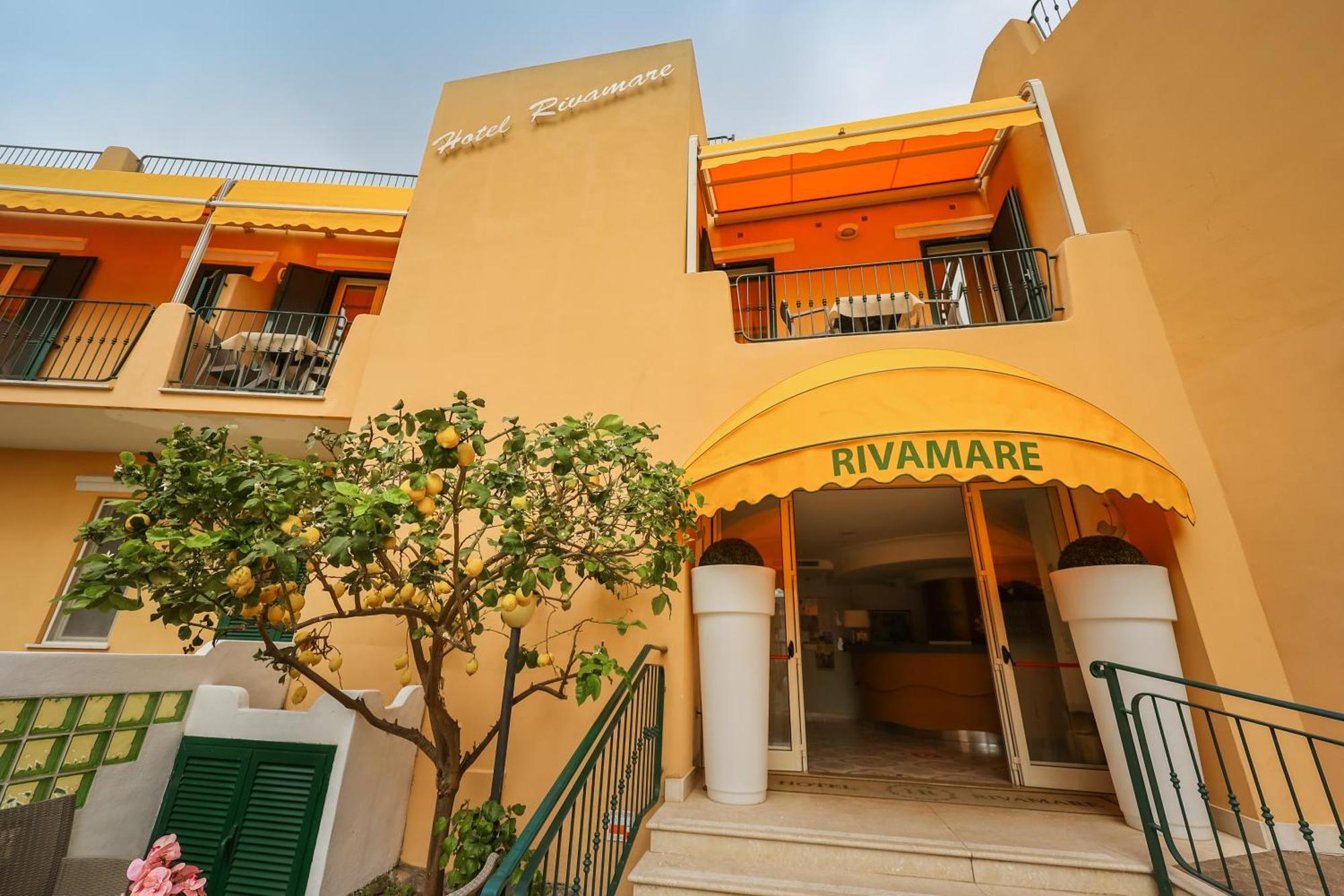 Hotel Rivamare อีสเกีย ภายนอก รูปภาพ